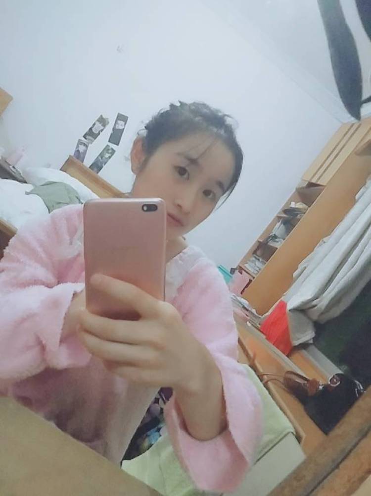 凉薄-贵州省·遵义市·红花岗区--有需要的可以找我哦!