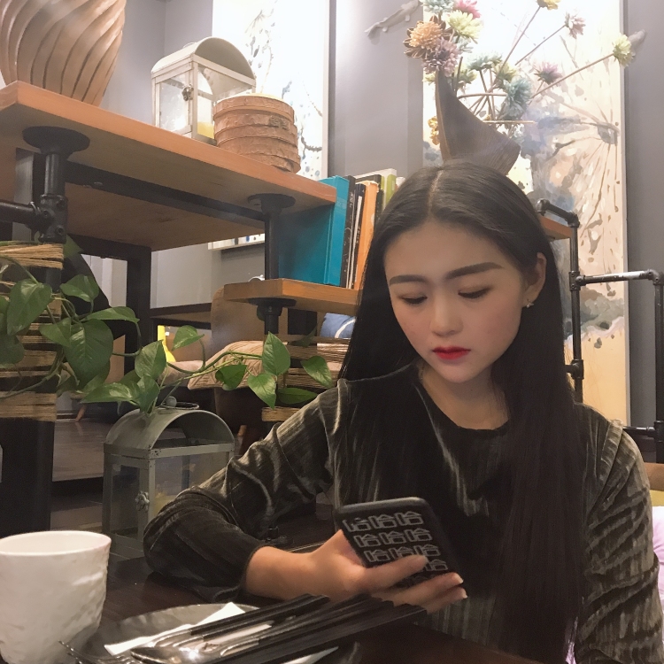 訾玲-云南省·昆明市·西山区--网拍,修图,PS,会化妆,各种风格都能驾驭,可长期合作,诚意