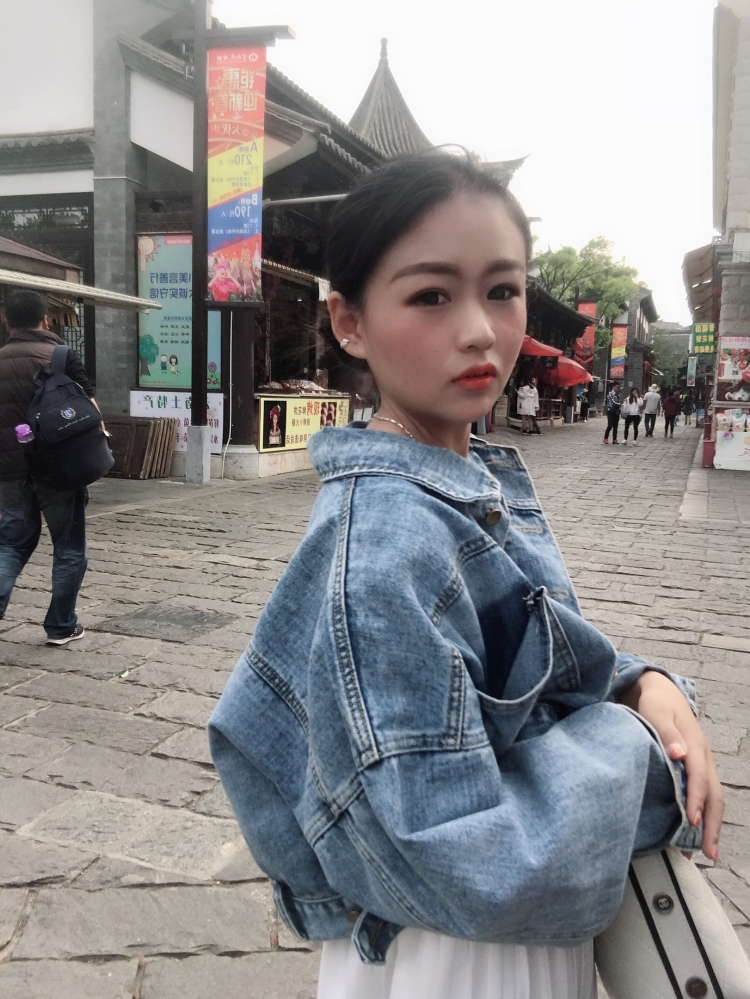 訾玲-云南省·昆明市·西山区--网拍,修图,PS,会化妆,各种风格都能驾驭,可长期合作,诚意