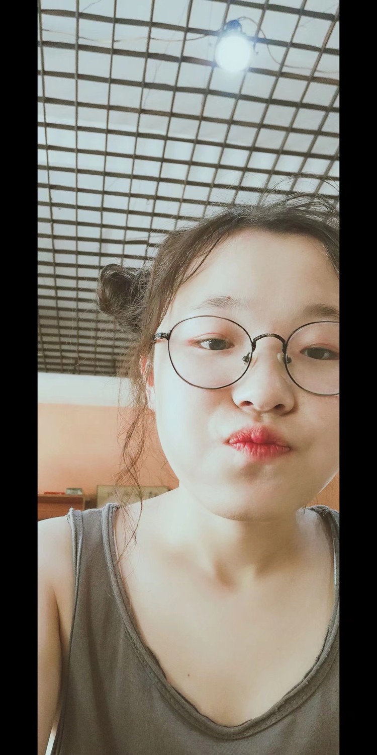 Boom-河北省·石家庄市·裕华区--有单反，会拍照，会修图
皮肤白，长相文静，衣品可以
淘宝经常购物，有经验，积分600+，信誉好
00年，上大学，课余时间较多
网拍找我，我超甜～