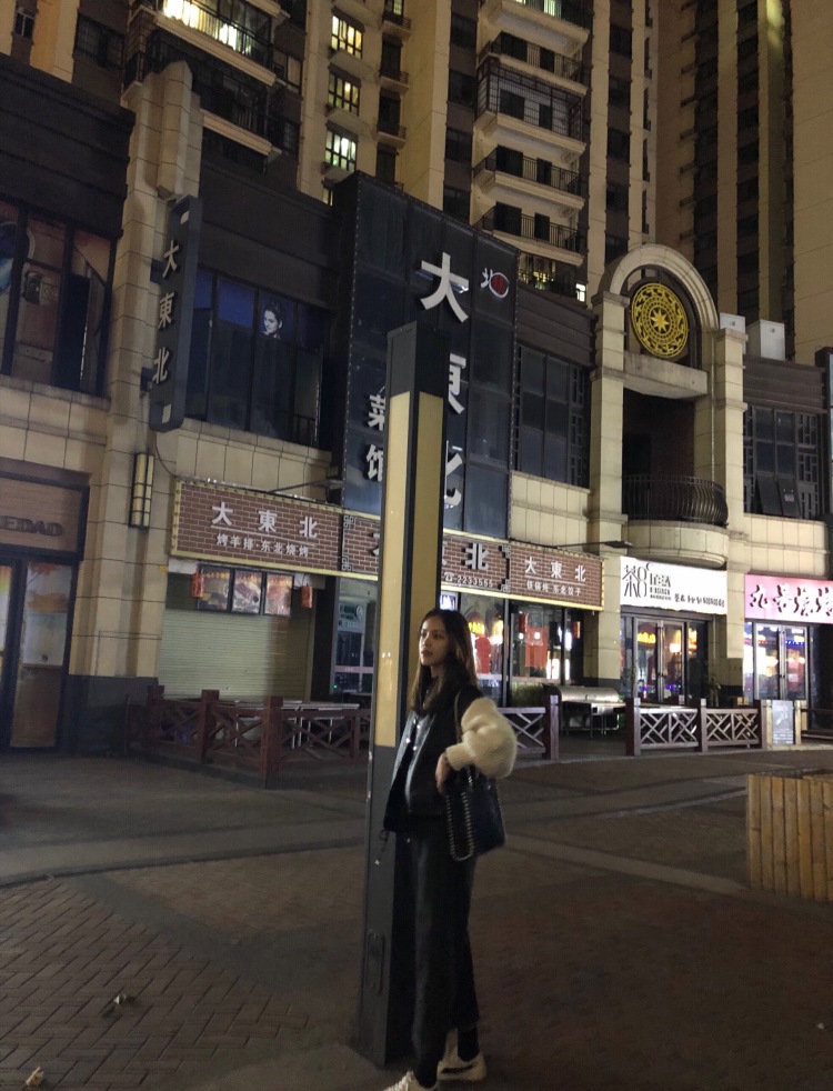 Godot-广西壮族自治区·南宁市·青秀区--接单 擅长拍图/视频修图 长期合作网拍平台 淘宝商家  出图快~