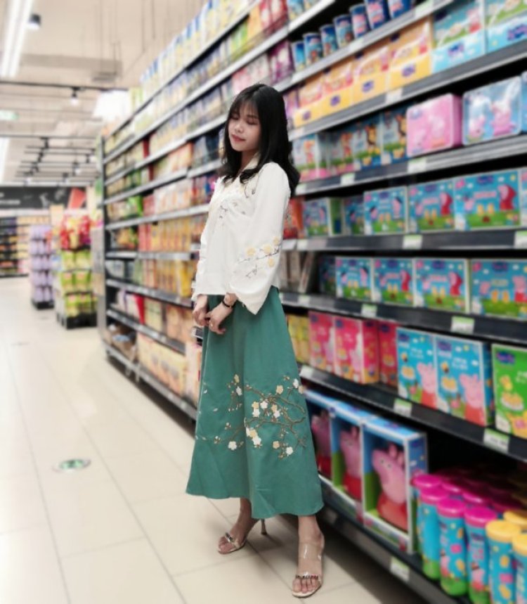 葛了命滴跑-江西省·南昌市·青云谱区--淘宝钻号,淘气值一千多,买家秀寄拍都可以的呀,京东账号也有的哟,欢迎砸单