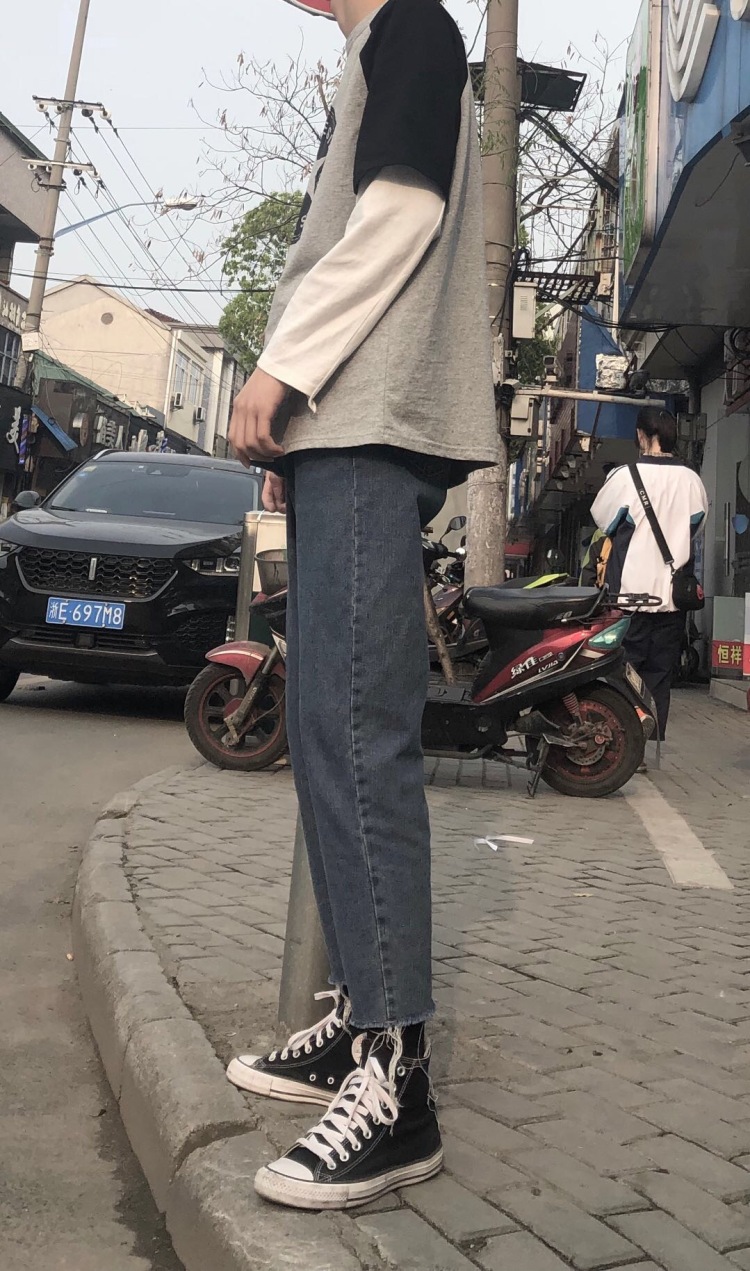 今晚有約了-浙江省·杭州市·余杭区--183身高。     体重115。   接网拍