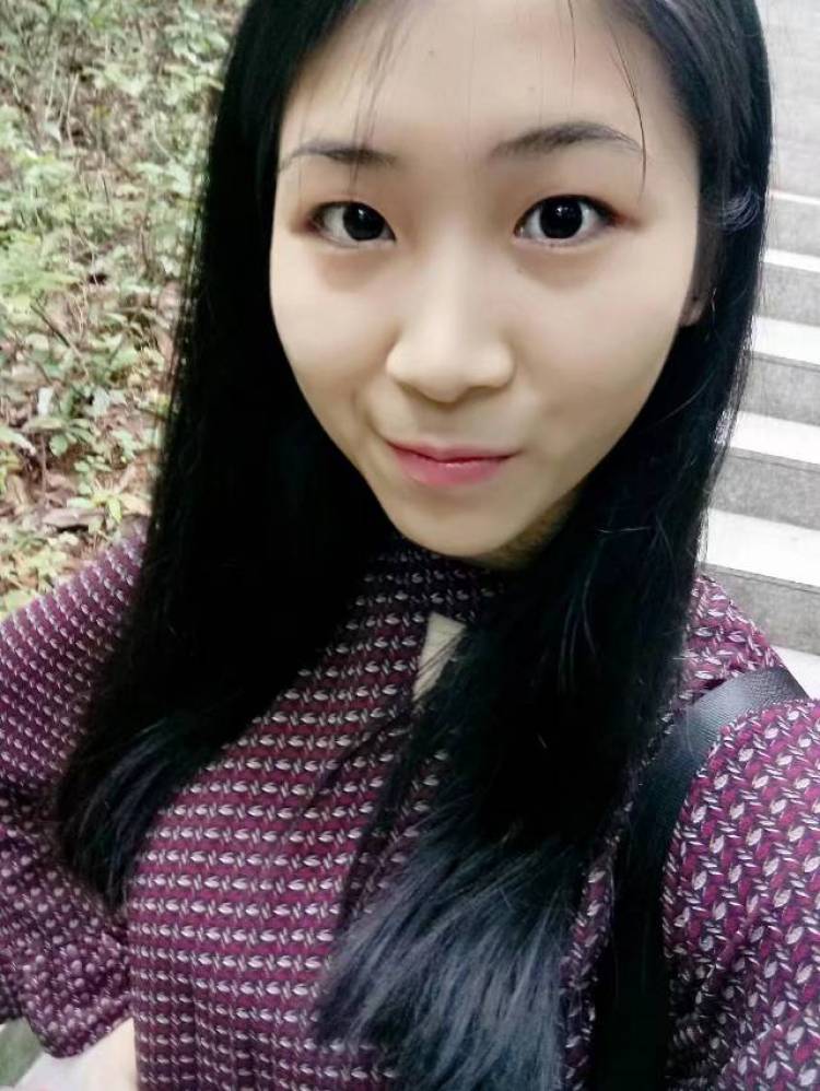 两个大眼睛-广东省·广州市·南沙区--接受寄拍 送拍 淘宝经常购物 诚心找可靠的商家 骗子勿扰