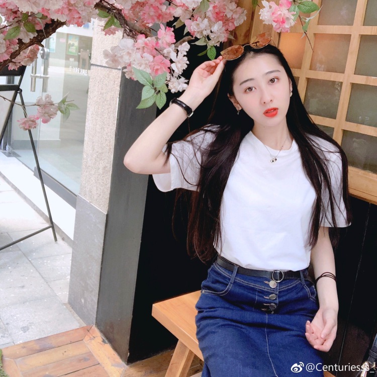 DiDi?-重庆市·重庆市·合川区--寄拍单送拍单都可
经验丰富不脱图❤️
严格完成商家要求
有颜值 有身高
非诚勿扰