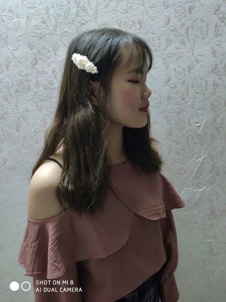 小李同学-广东省·东莞市·大岭山镇--可接单,会p图,会拍照,各种风格