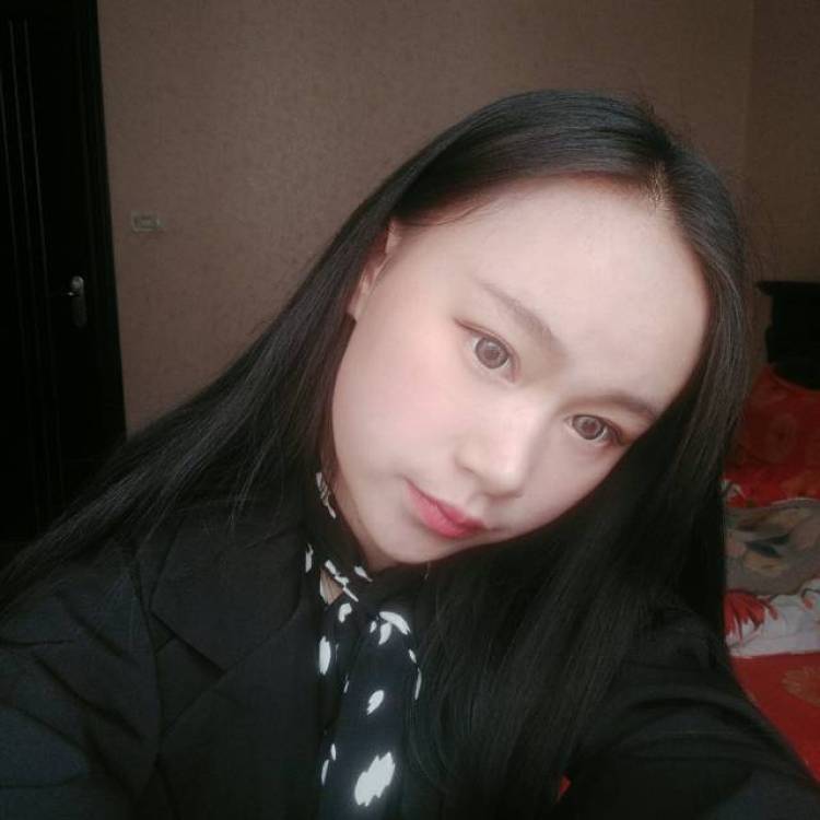 芳龄.-云南省·昭通市·鲁甸县--第一次做网拍模特,希望能接单,谢谢