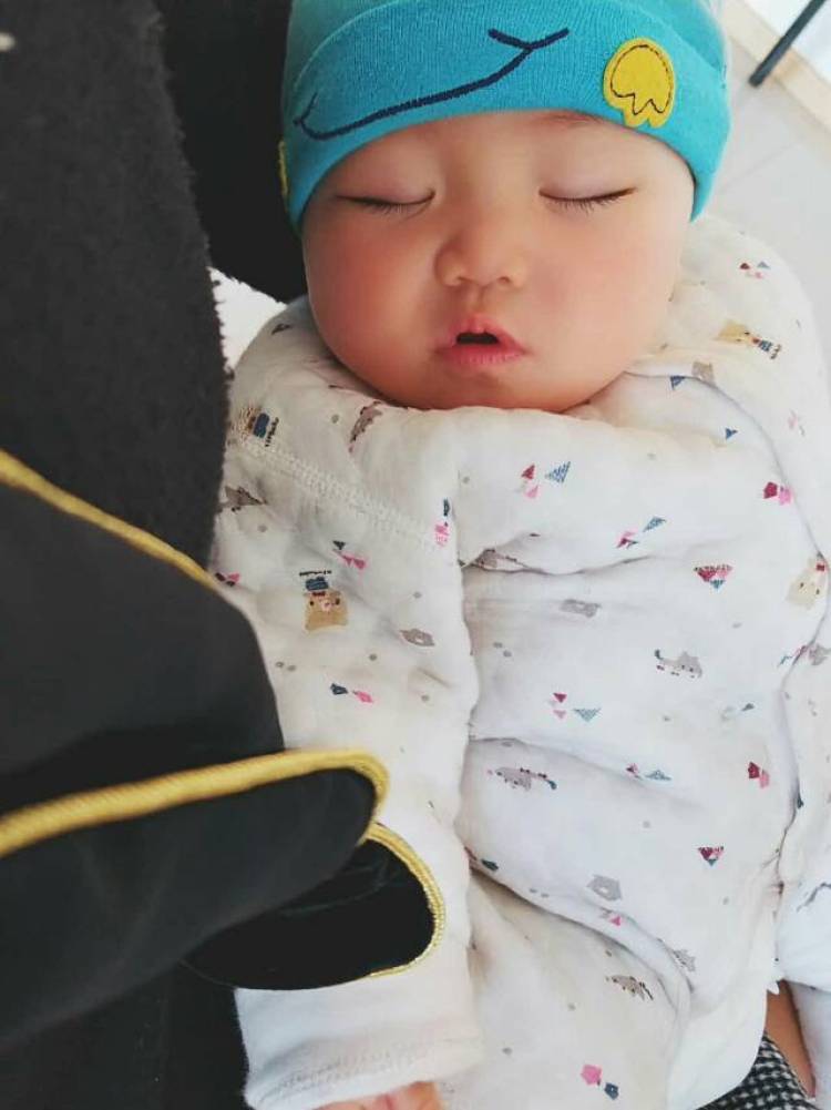 张洁-江西省·南昌市·新建区--给语言学校代言,接淘宝,帽子,小裙子的单