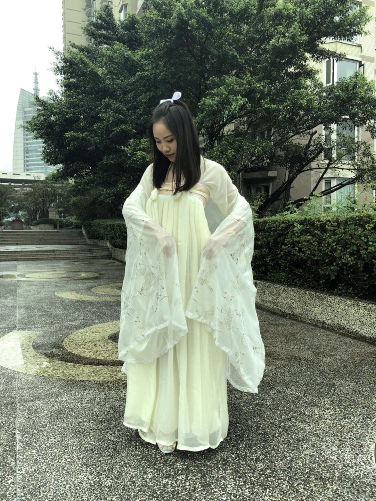 封花花-重庆市·重庆市·江北区--网红颜接送拍。尺码m,全套,完成任务。