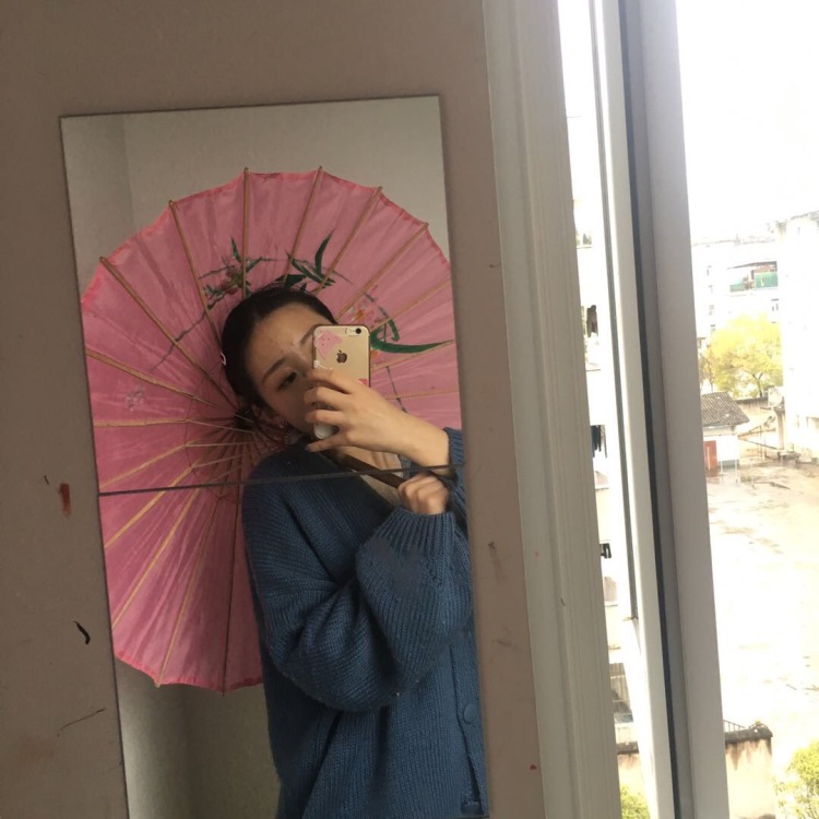 Enticen?-湖北省·恩施土家族苗族自治州·恩施市--最近拍的衣服.口红.旗袍.礼服.帽子