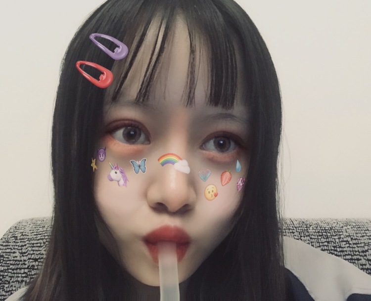 九月-陕西省·西安市·未央区--喜欢拍照? 
会修图
各种风格?️接寄
选择我你不会错?