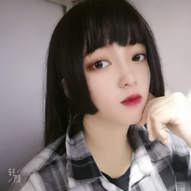 奇X思-辽宁省·丹东市·元宝区--有单选我，我超甜。
有做过虎牙主播，擅长拍抖音短视频，有一点儿粉丝，会画画，会跳舞? 。