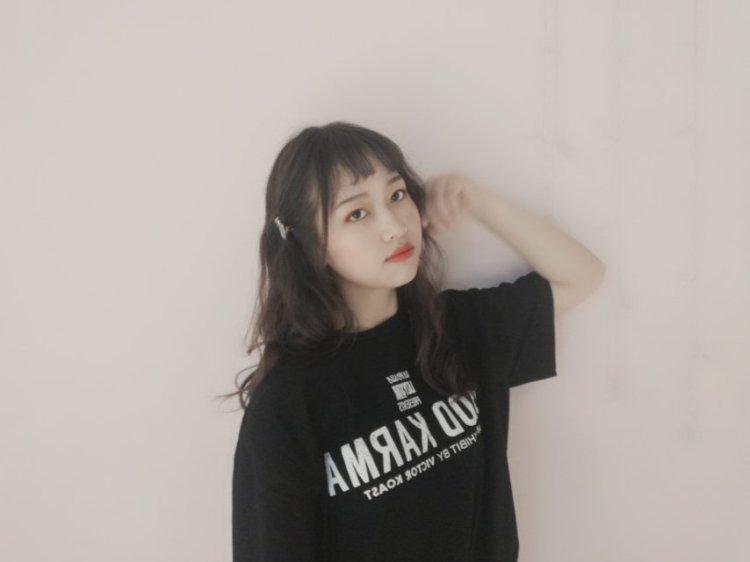 孙宝宝~-河南省·洛阳市·涧西区--特长拍照,修图。期望可以做个网拍模特,接买家秀,小饰品等。精通PS