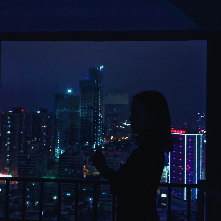 小尾巴-湖北省·宜昌市·西陵区--接网拍