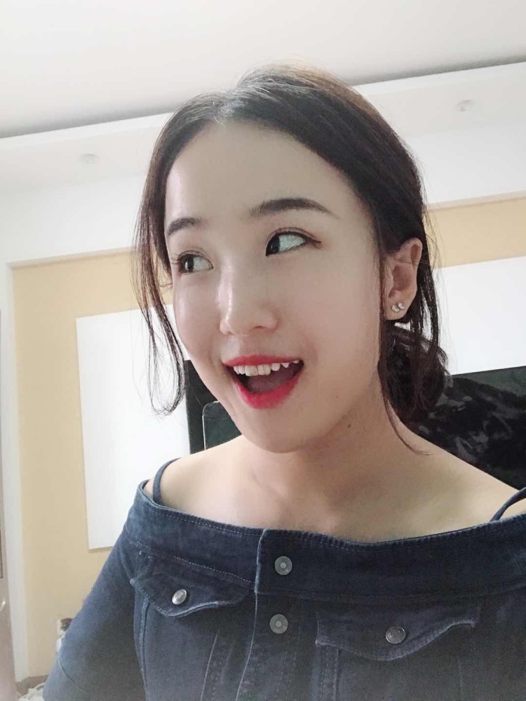橙汁儿°-山西省·运城市·永济市--耳环，帽子，眼镜美瞳，买家秀，寄拍，网拍，?都可以。第一次做这个?