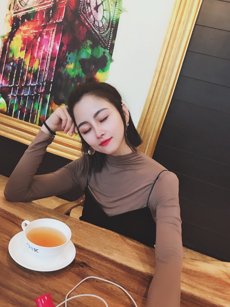 金爷baby-广东省·深圳市·福田区--可接衣服，美瞳，化妆品，帽子，会拍照修图有合适的欢迎来撩