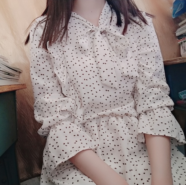 今晚月色真美-河南省·郑州市·中原区--擅长自拍  拍各种衣服  买家秀  接单