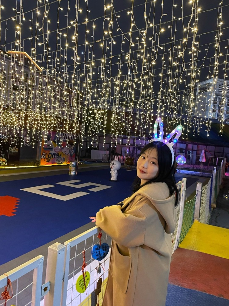 Li_-湖南省·长沙市·岳麓区--素人模特,找寻寄拍商家,爱拍照会拍照,会p图,照片高质量,费用可协商