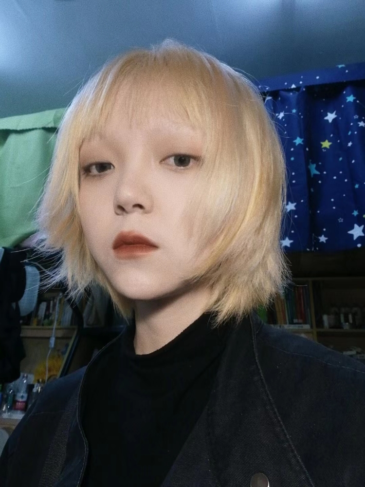 措措-上海市·上海市·黄浦区-某红薯 微博-特长:绘画 摄影
专业:服装设计专业
爱好:穿搭 绘画 摄影 花艺
接单范围:买家秀,平面模特,探店,寄拍,瞳模
风格多样,出图质量高,不满意可重拍