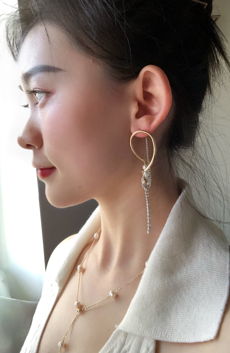 Hope-浙江省·杭州市·拱墅区--喜欢拍照,性格开朗,会修图,爱笑,希望有机会可以合作哦!
买家秀 寄拍模特 曈模 饰品模特