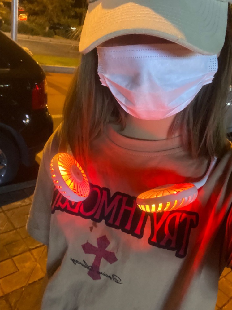 祁正-北京市·北京市·丰台区-快手-喜欢拍照 热爱p图 微胖小妹子~
等待接单中…滴滴滴~~~