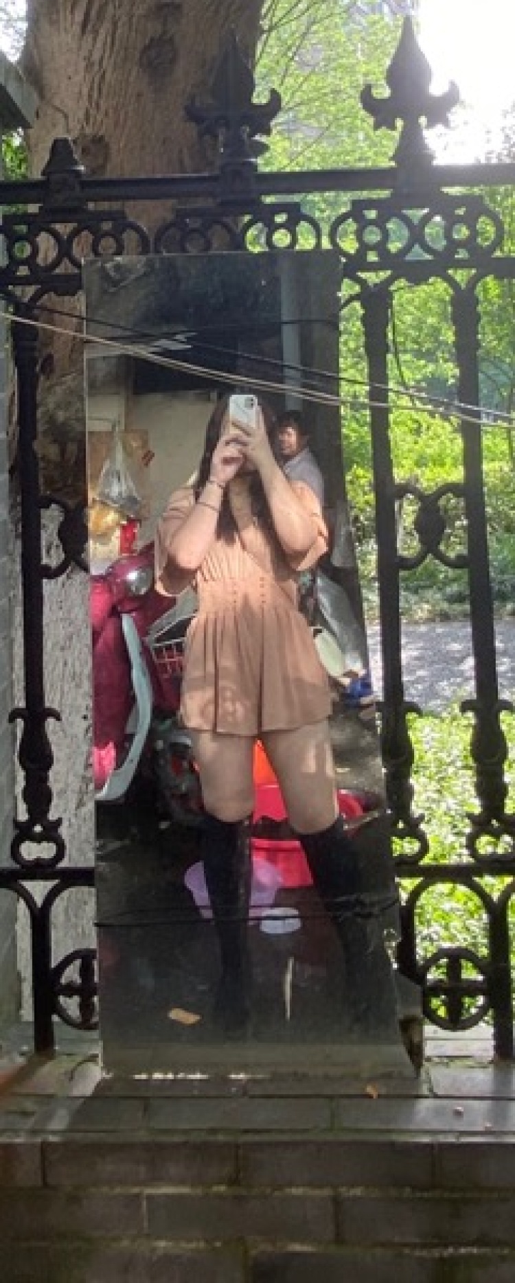 葱葱-浙江省·金华市·东阳市--是个三坑女孩,胖mm,主要想接这一方面的,也可以是美妆种草的,我可能不是最会弄的,但是我一定会很努力的