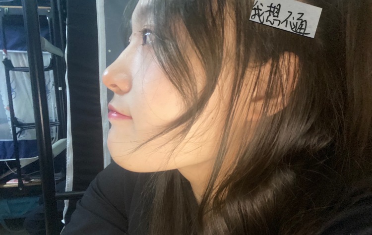 葱葱-浙江省·金华市·东阳市--是个三坑女孩,胖mm,主要想接这一方面的,也可以是美妆种草的,我可能不是最会弄的,但是我一定会很努力的