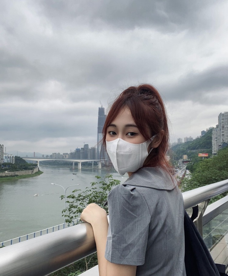 🐏-重庆市·重庆市·九龙坡区--接寄拍 接化妆品 首饰 服饰买家秀等 会p图
身高163体重98 期待合作
