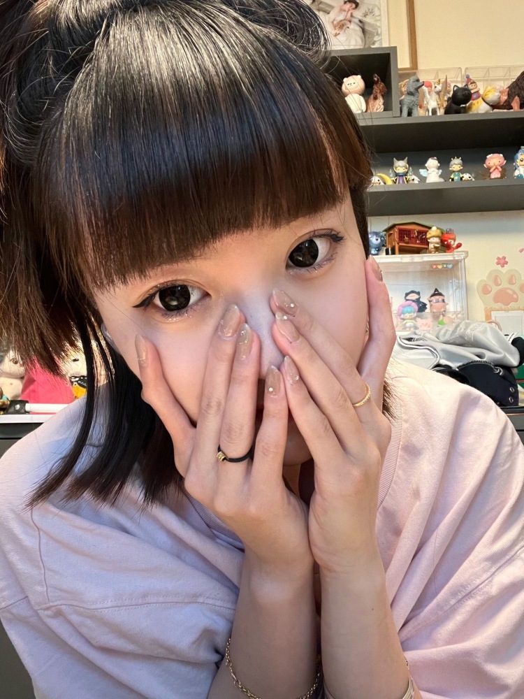 小曲ᥫᩣ-黑龙江省·齐齐哈尔市·铁锋区--找我让你不后悔  拍照技术也是非常一流的 买家秀一定有质量 赚点小钱而已 快来找我吧