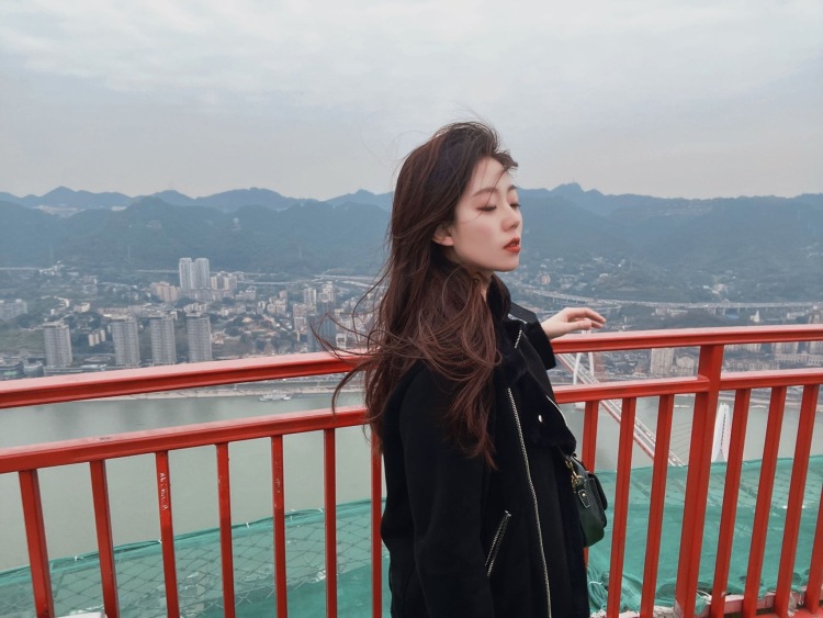 YYYᰔᩚ-黑龙江省·齐齐哈尔市·龙沙区-某红薯-接单范围:买家秀,也可做推广,衣服、饰品、包包、鞋都可以。本人172cm体重115斤