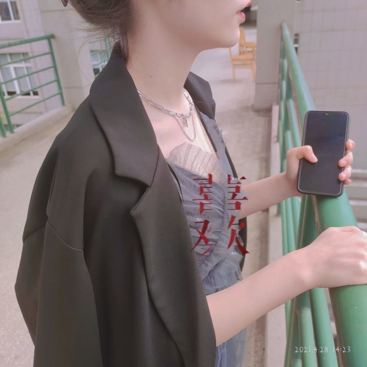♚-湖北省·武汉市·洪山区--本人在校学生擅长绘画 手绘板绘iPad绘画等 时间充裕 有充足时间接拍