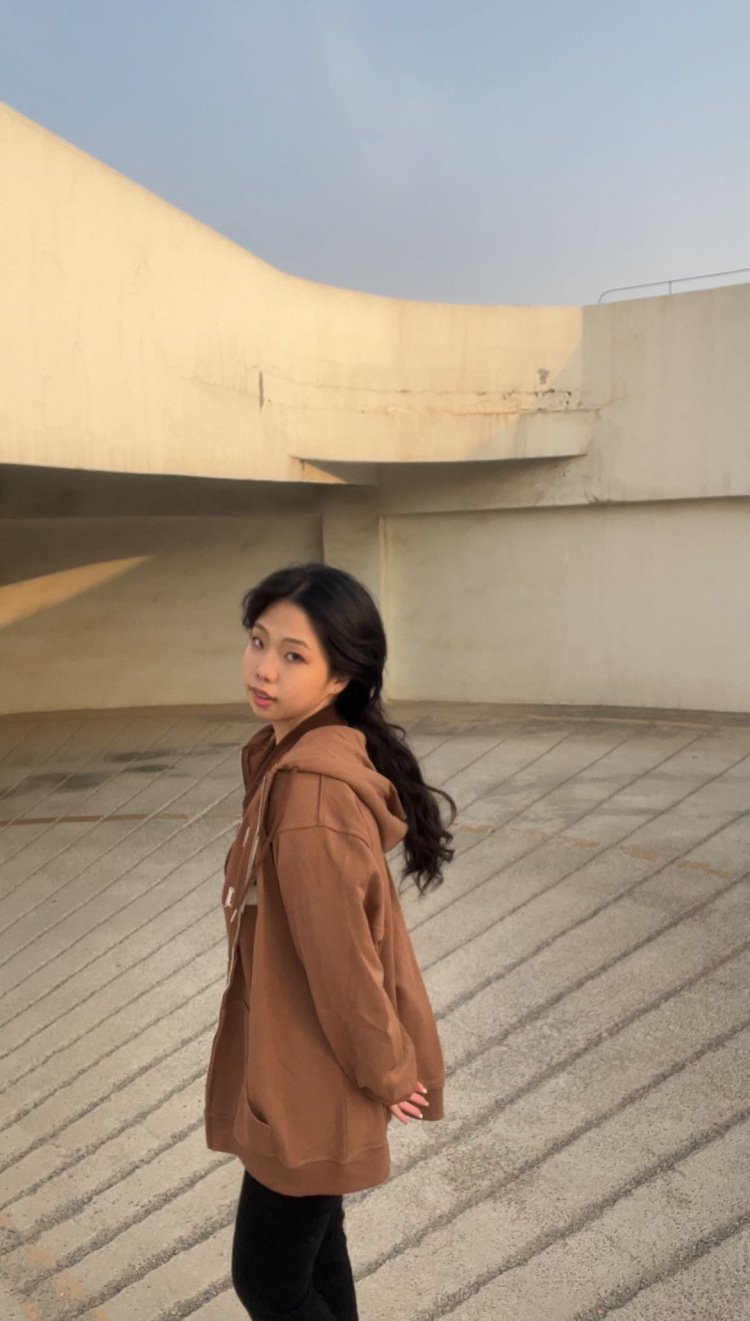 和北北有个约🎄-辽宁省·大连市·甘井子区-某红薯 抖音 -身高170 体重60kg 接单买家秀，寄拍模特，探店，平台推广，会拍照会p图