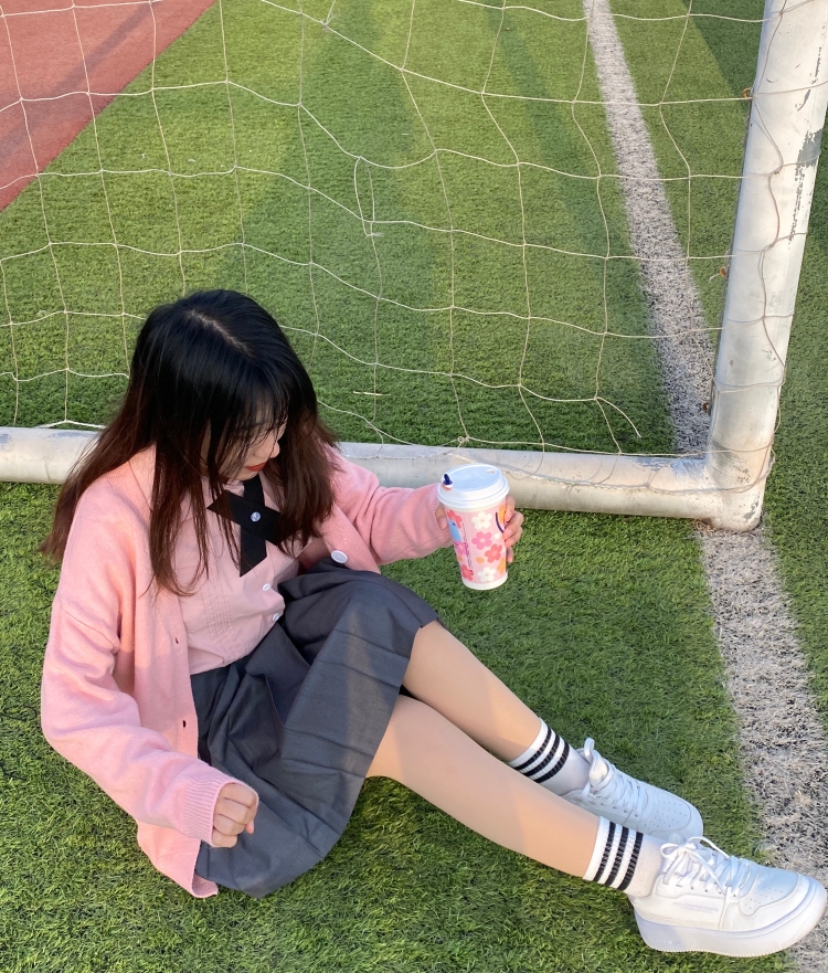 小爪叽.-辽宁省·大连市·金州区--160cm,40kg,模特。可接寄拍,小个子穿搭,开箱,探店,vlog,买家秀等。抖音粉丝多,会修图会拍照,薪资可议。