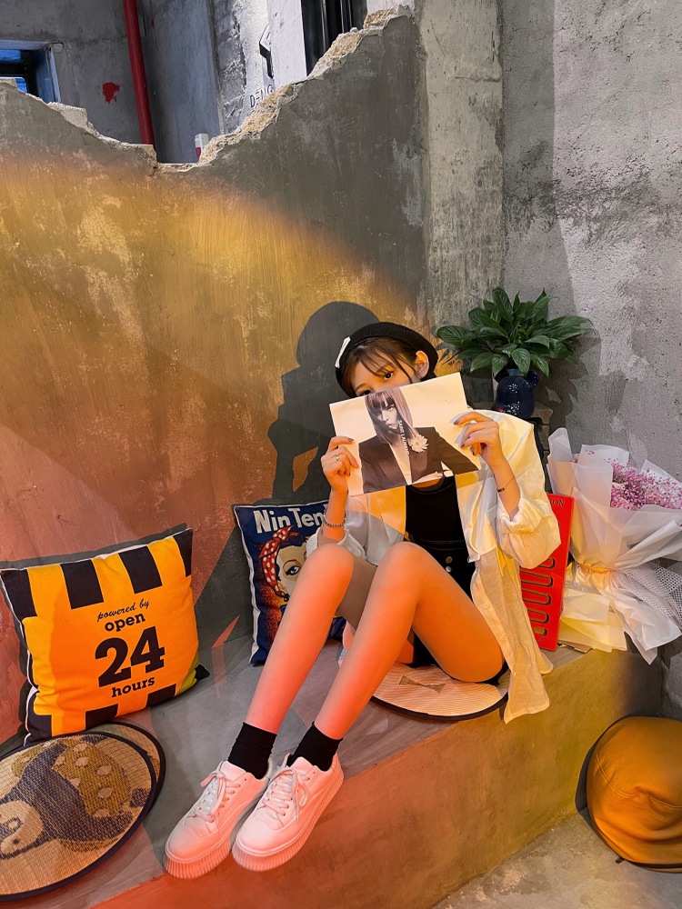 小烊小羊-福建省·莆田市·仙游县-抖音 快手 某红薯-170/48 擅长拍照修图 风格不定都可 具有一定的审美 会穿搭 衣服 裤子 鞋子 手机壳 眼镜 项链手链等都可以接 买家秀 寄拍赠拍 ¥好商量 不敷衍出图 对待照片是认真的!