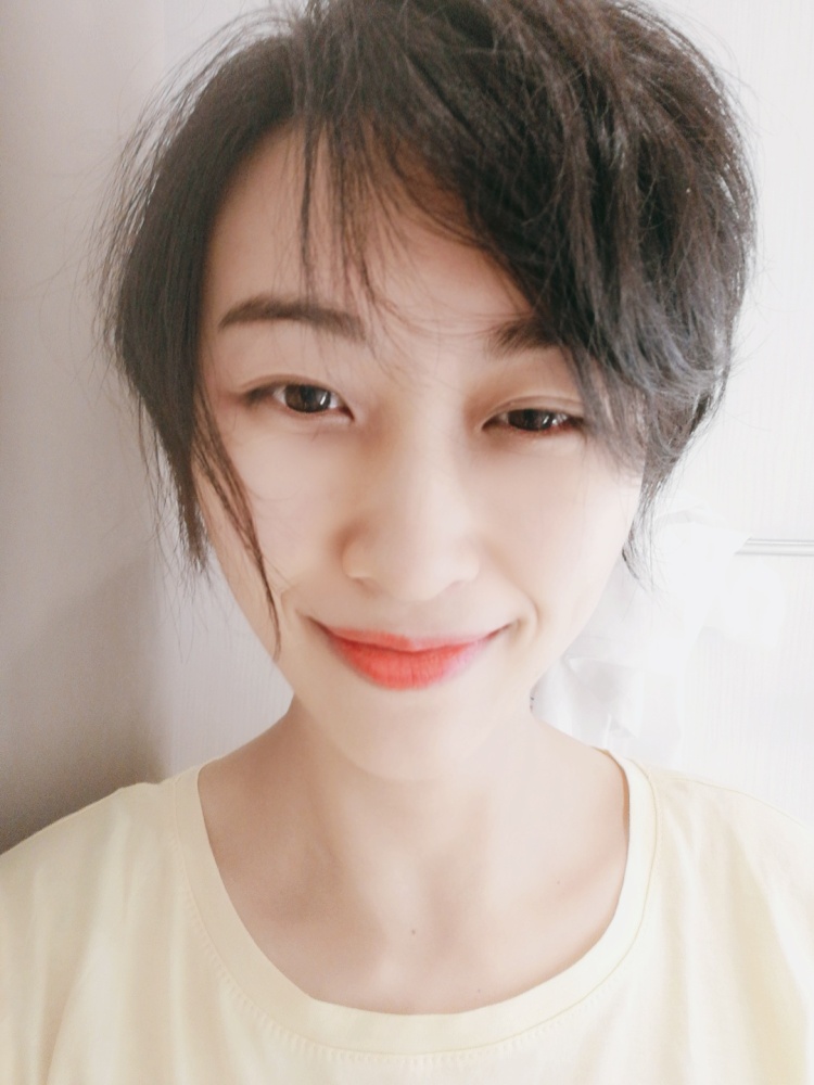李李-福建省·厦门市·思明区-某红薯,抖音刚开始-接拍衣服,对镜,外景都可以,因为本人全职做服装行业,希望可以一起努力!半路新手!感恩有缘的老板!