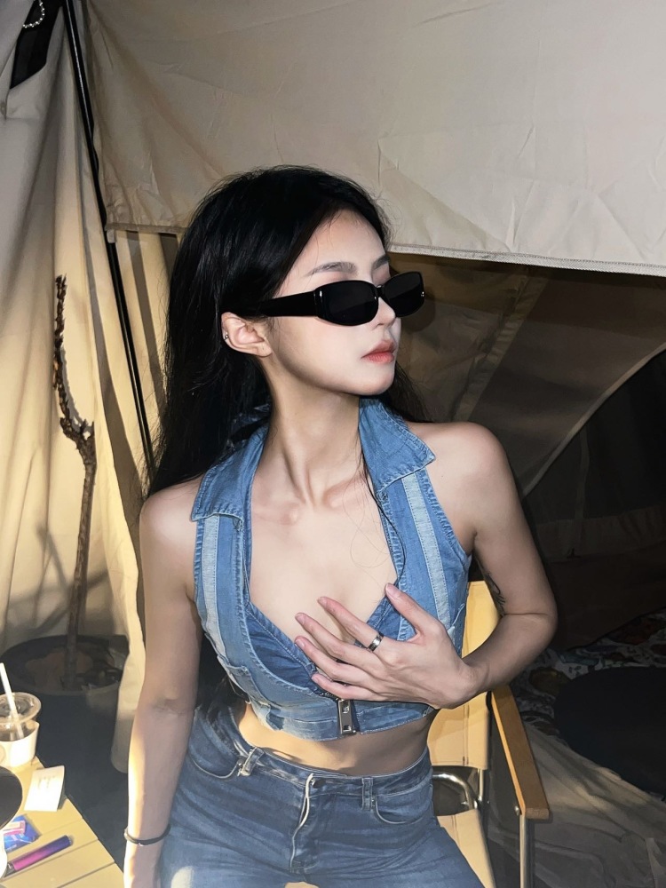 Karen-广东省·广州市·荔湾区--168/48 平面模特兼职 可接化妆品 饰品 服装 不接受大尺度 风格多样
艺名:Karen
身份:主播带货
年龄:22
身高:168CM
体重:48KG
坐标:广东省·广州市