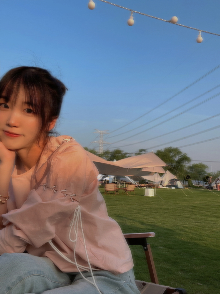 虾小仙_🍬-浙江省·绍兴市·上虞区--喜欢拍照p图 探店 穿搭
本人163cm 42kg 骨干甜妹一枚 商家看看我
