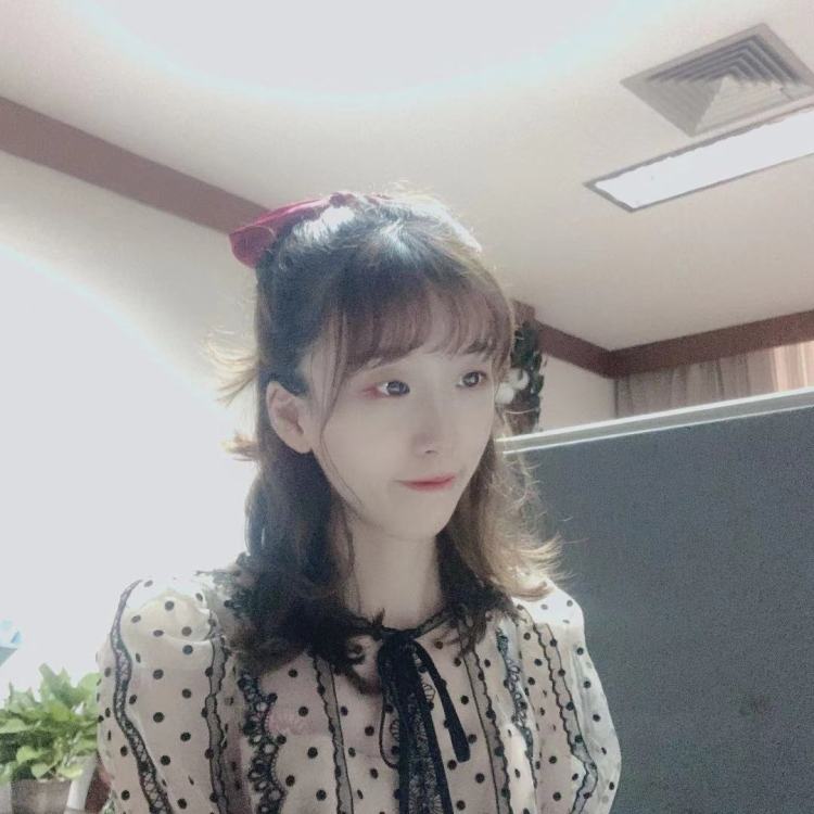 虾小仙_🍬-浙江省·绍兴市·上虞区--喜欢拍照p图 探店 穿搭
本人163cm 42kg 骨干甜妹一枚 商家看看我