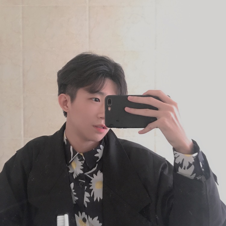 y-广东省·佛山市·顺德区--175cm,57kg🤦🏻♂️ 接寄拍,买家秀、短视频带货、种草带货,素人大学毕业生🎓。24小时在线。