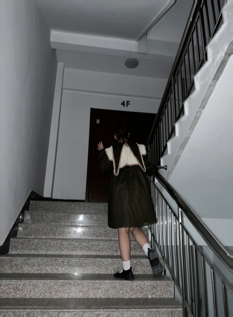 古娜拉乌漆嘛黑.-山东省·烟台市·招远市-抖音-在线接单 买家秀 美瞳 耳钉 项链各种饰品 衣服鞋子包包 化妆品等