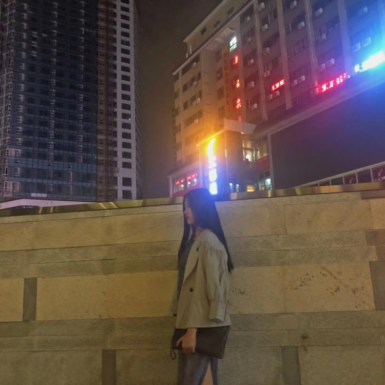 丁丁-辽宁省·朝阳市·凌源市-某红薯-身高175cm 体重110斤 鞋码：35号才艺：画画，写字，p图 接线上代拍