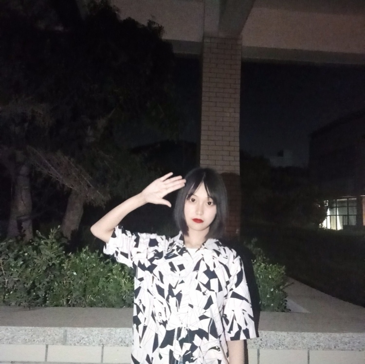 J-山东省·济南市·历下区-抖音,微博,快手-本人身高1.64,体重90斤,喜欢拍照,一直有在经营抖音账号,快手账号,喜欢拍摄短视频,希望可以做寄拍。