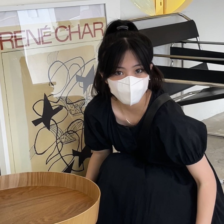 YI¥-广东省·东莞市·高埗镇-快手 某红薯-喜欢拍照啦~出图快 多风格
希望可以接服饰 包包 饰品等的单子~
买家秀 商用图等都可以!
一些化妆品类也可以~
身高163 体重96斤
!❌不接内衣内裤❌!