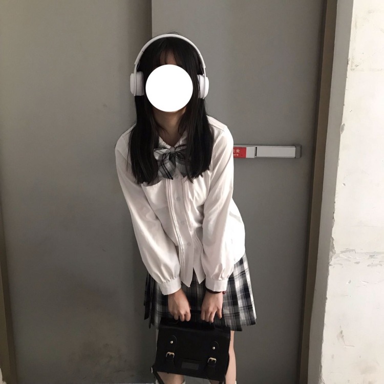 寻-广东省·汕头市·潮阳区-抖音快手-平时穿搭是jk制服有单就接不要太露的休闲风就好了寄拍和送拍都可以哒
初入寄拍模特行业
158 90斤
年龄:16
身高:165CM
体重:95
坐标:广东省·汕头市·潮阳区