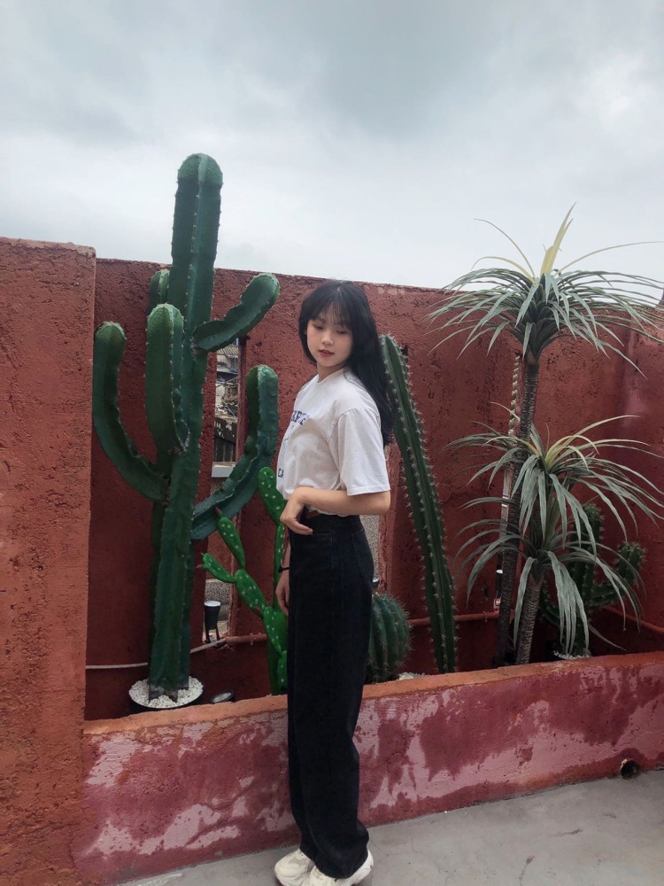 。-广东省·揭阳市·榕城区--158 92 接寄拍衣服👗包包👜鞋子🥿饰品💍等(多风格)商家们看看我哦