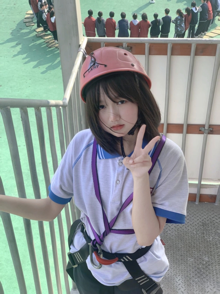 🌊-湖北省·十堰市·张湾区-抖音,快手,某红薯,微博-素人寄拍模特,高一美术生,风格可变,价格接拍一系列问题好商量,体重90斤左右,身高160,会拍照p图,出图效果可协商,主要接衣服,首饰,鞋子,化妆品看情况