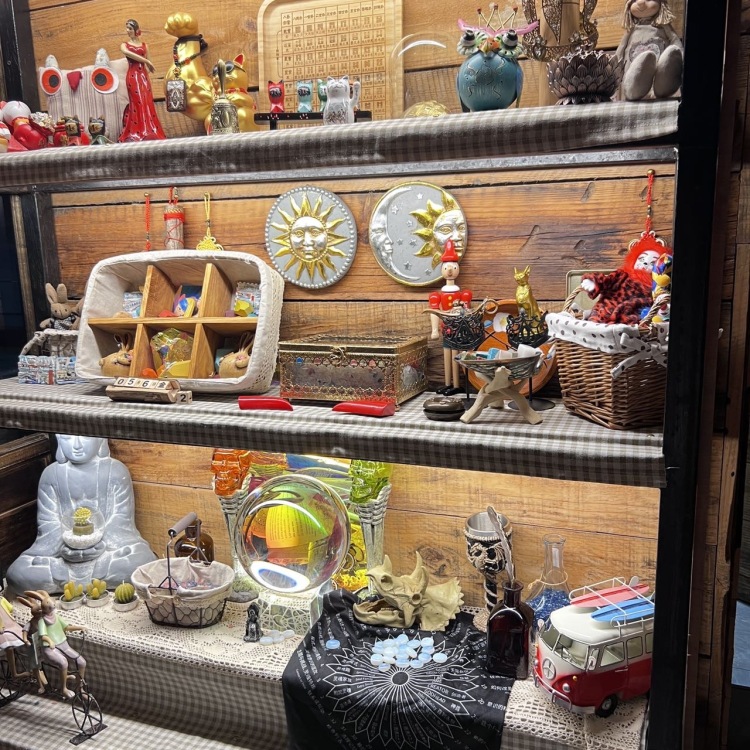 陳.-贵州省·贵阳市·云岩区-抖音快手-我很喜欢探店也很喜欢拍照
身高168
体重57kg
好相处不满意可以一直重拍 学生党只有周末有空