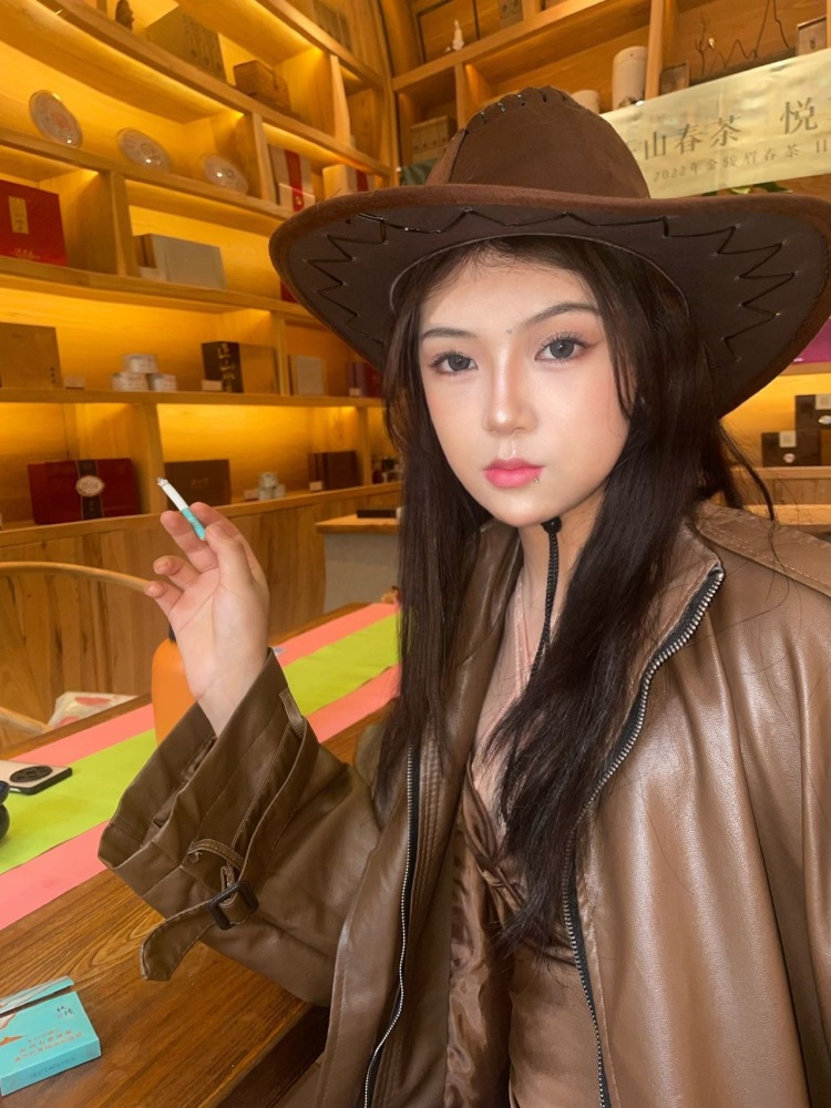 Stephanie妙次-四川省·成都市·锦江区--可以探店 短视频拍摄 带货 寄拍 服装鞋包拍摄 手模~靠谱 照片真人 可以面谈