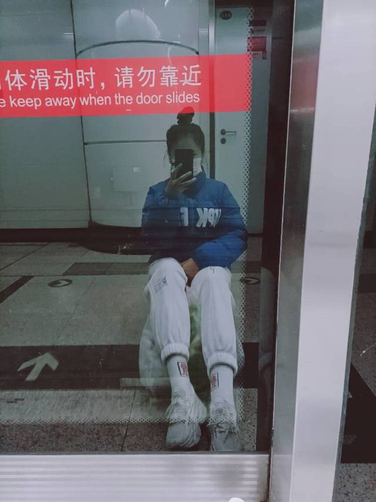 习惯..-北京市·北京市·昌平区--身高168  体重108 (目前在减肥)可以接衣服 ，化妆品，包包都可以 第一次做 多多指教，之后也打算去做抖音快手类型的自媒体