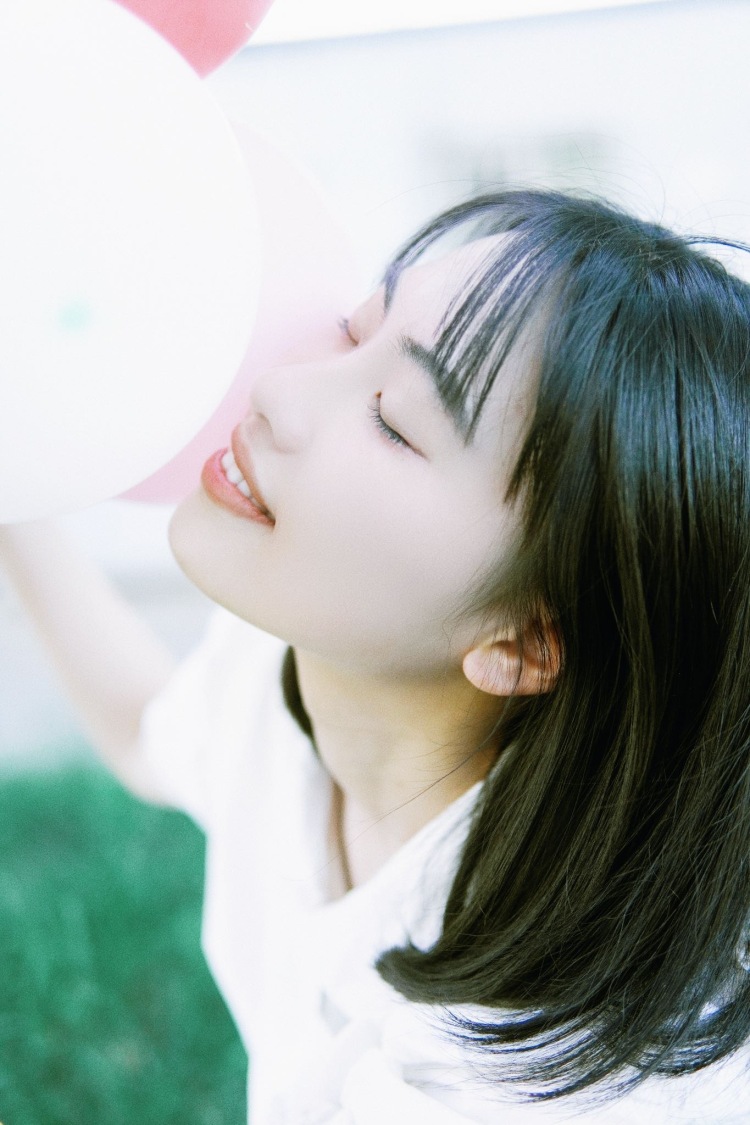 西柚檬檬奶夏-湖南省·长沙市·天心区-某红薯-本人想做寄拍模特 风格偏日系甜美 喜欢拍照 会p图 剪辑视频